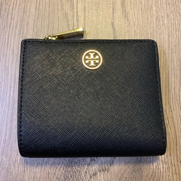 Tory Burch Handbags - Tory Burch Mini Wallet